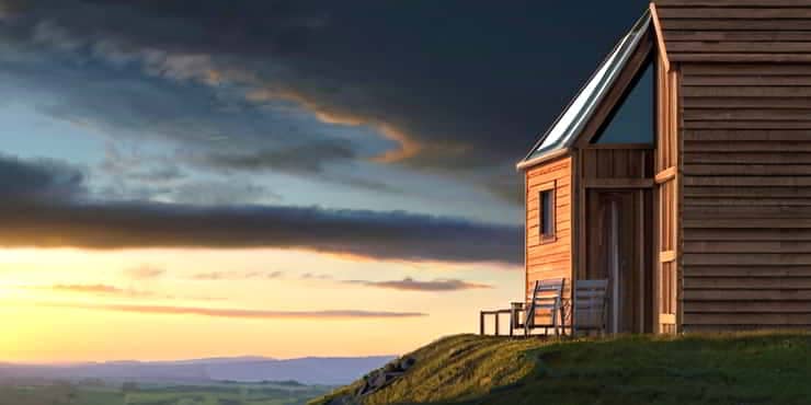 A remote hut with panoramic views - deliberate living