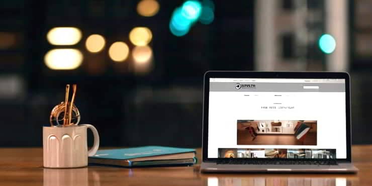 Laptop with poorly rendering images on first page - WordPress speed optimisation